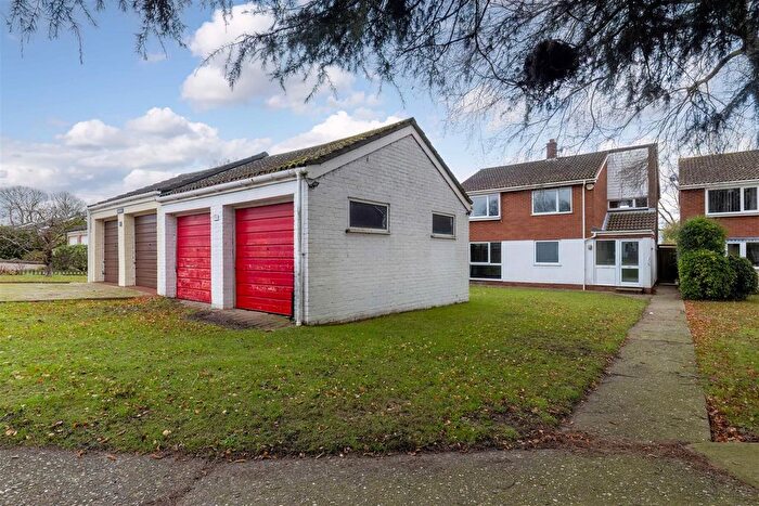 4 Bedroom Detached House For Sale In Garrick Green, Old Catton, NR6