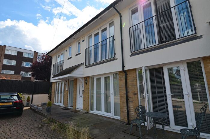 2 Bedroom Terraced House To Rent In Shortlands Gardens, Bromley, BR2