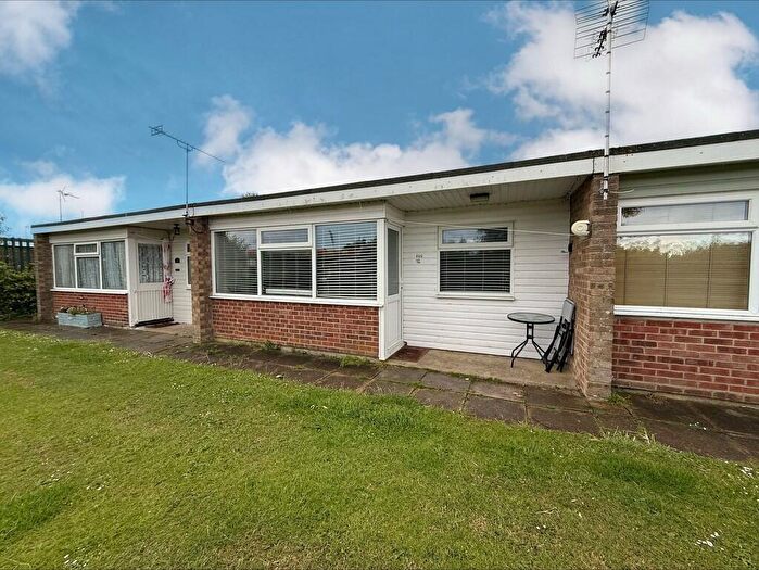 2 Bedroom Chalet For Sale In Sundowner, Newport Road, Hemsby, NR29