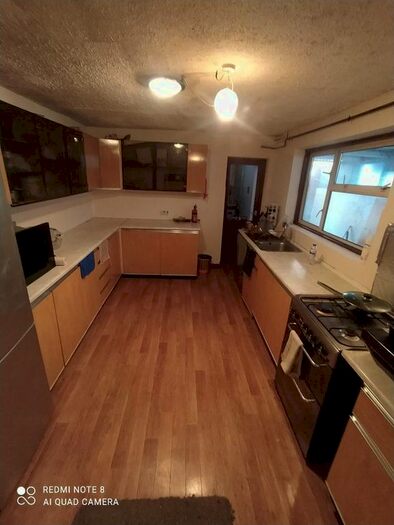 6 Bedroom Detached House To Rent In Townsend Rd Southall, London, UB1