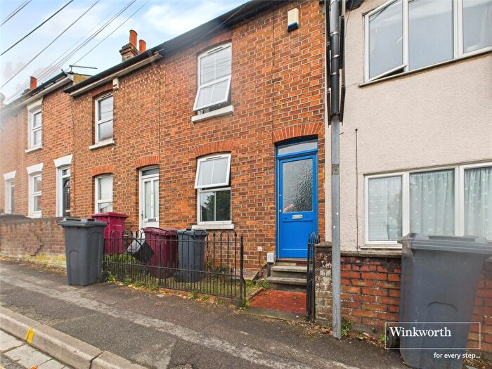 2 Bedroom Terraced House To Rent In Pell Street, Reading, Berkshire, RG1