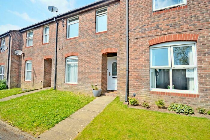 3 Bedroom Terraced House To Rent In Cousins Way, Pulborough, RH20