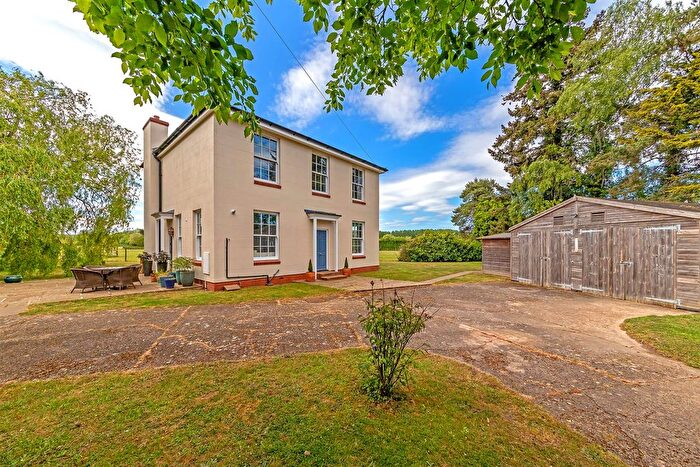 4 Bedroom Detached House For Sale In Tollgate Road, Colney Heath, St. Albans, AL4