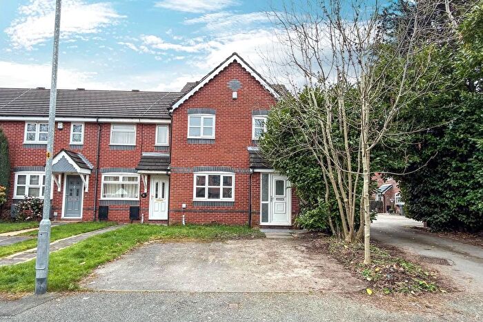 3 Bedroom Semi Detached House For Sale In Ravenoak Drive, Failsworth, Manchester, Greater Manchester, M35