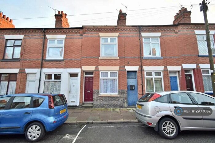 3 Bedroom Terraced House To Rent In Warwick Street, Leicester, LE3