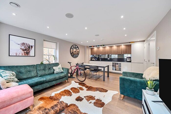 2 Bedroom Flat For Sale In Whitecross Street, Clerkenwell, London, EC1Y