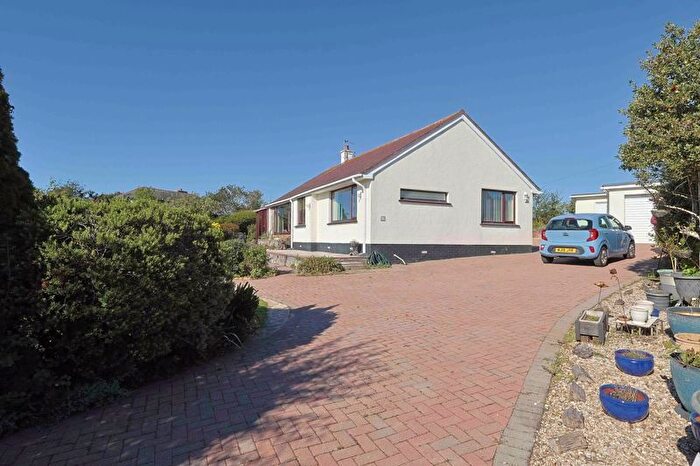 4 Bedroom Detached Bungalow For Sale In Manor Vale Road, Galmpton, Brixham, TQ5