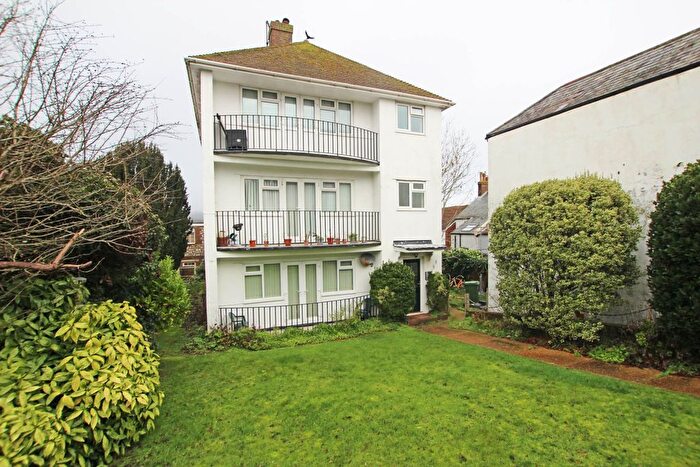 2 Bedroom Flat For Sale In East Dean Road, Eastbourne, BN20