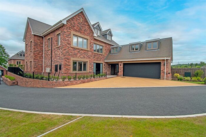 5 Bedroom Detached House For Sale In Oak Grove, Aldridge, WS9