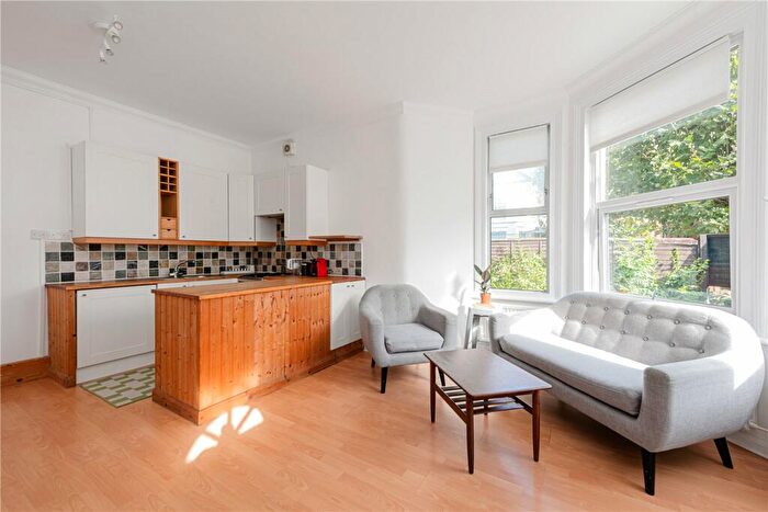 1 Bedroom Apartment To Rent In Melrose Avenue, London, NW2