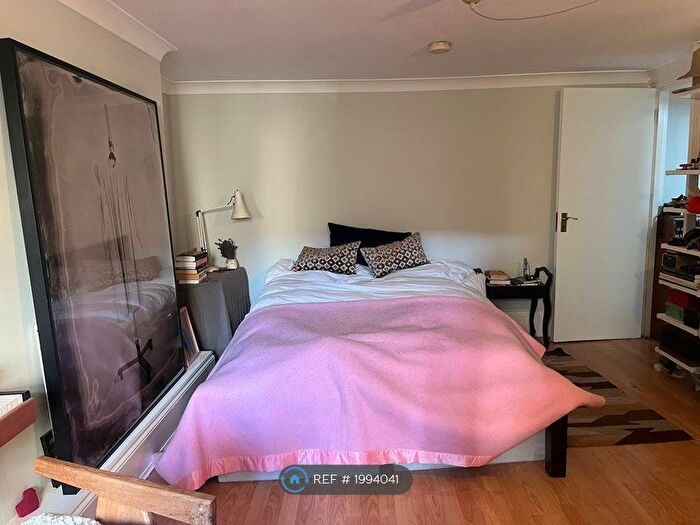 1 Bedroom Flat To Rent In Mildenhall Road, London, E5