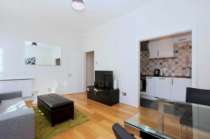 1 Bedroom Flat To Rent In Park Road, Marylebone, London, NW1