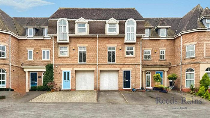 4 Bedroom Terraced House For Sale In Holland House Road, Walton-le-Dale, Preston, Lancashire, PR5