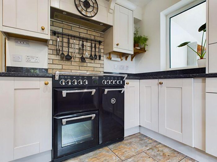 4 Bedroom Detached House For Sale In Mill Lane, Woodhall Spa, LN10