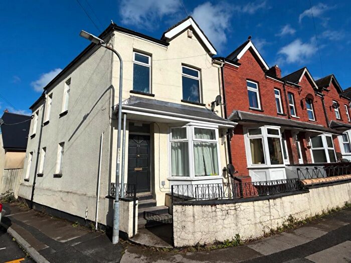 1 Bedroom Flat To Rent In York Place, Newport, NP20