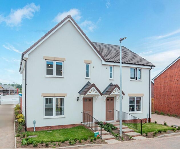 3 Bedroom House To Rent In Dante Road, Bristol, BS10