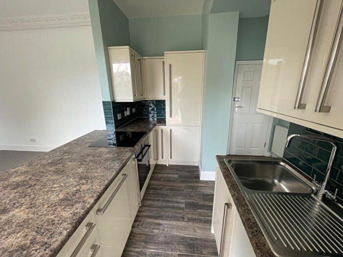 1 Bedroom Apartment To Rent In Upper Bridge Road, Redhill, Surrey, RH1