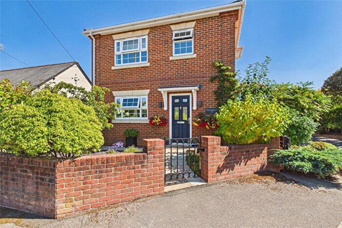 3 Bedroom Detached House For Sale In Beta Road, Chobham, Woking, Surrey, GU24