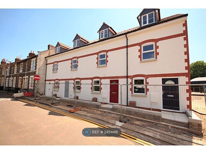 3 Bedroom Terraced House To Rent In Heber Street, Bristol, BS5