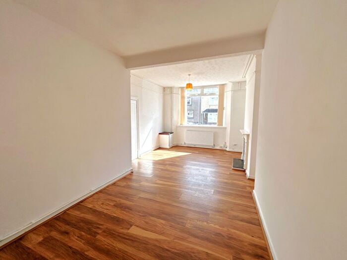 3 Bedroom Terraced House For Sale In Ysgol Street, Swansea, SA1