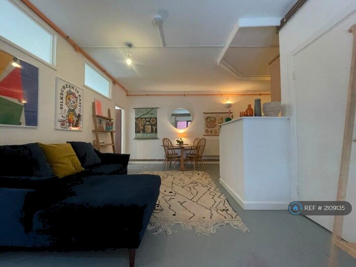 2 Bedroom Flat To Rent In Enterprise House, London, E9