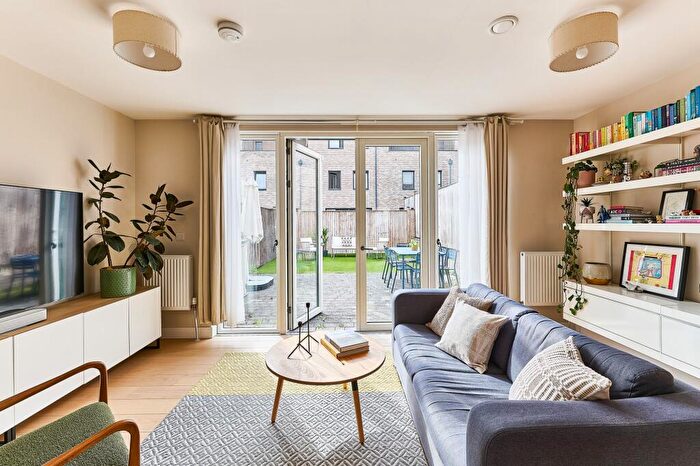 3 Bedroom Terraced House For Sale In Oriental Square, London, NW9