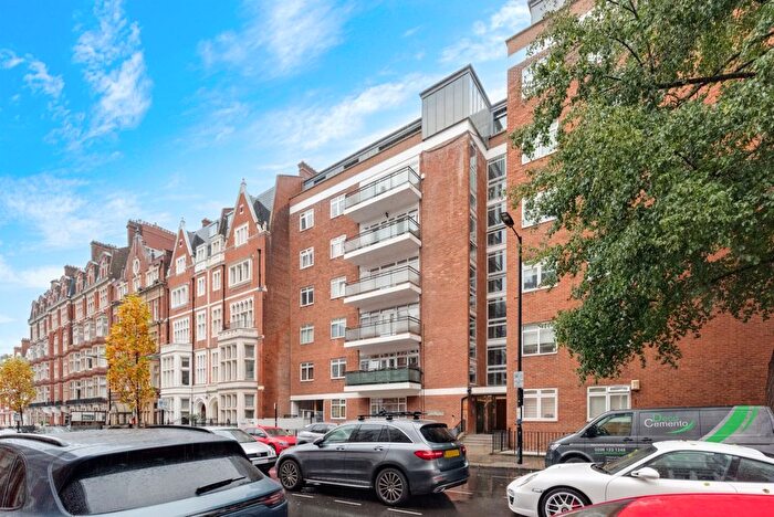 2 Bedroom Flat For Sale In Saxon Hall, Palace Court, W2