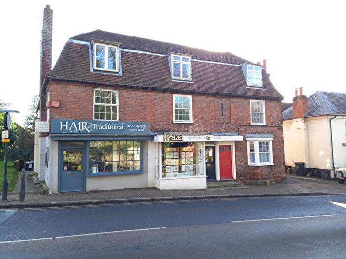 1 Bedroom Flat To Rent In Bow Road, ME18