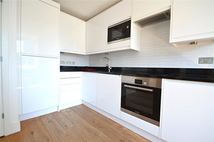 1 Bedroom Apartment To Rent In South End, Croydon, CR0