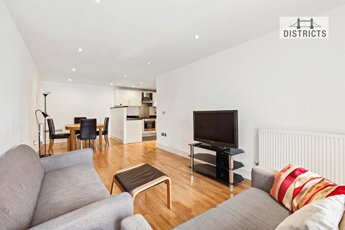 3 Bedroom Flat To Rent In Indescon Square, South Quay Plaza, E14