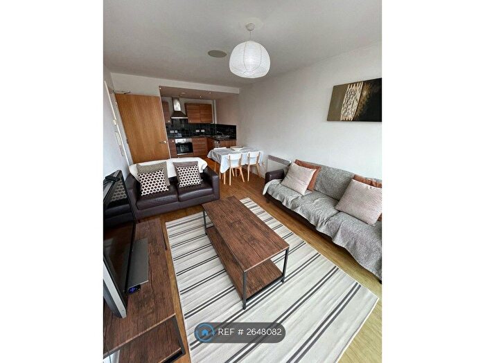 2 Bedroom Flat To Rent In Ludgate Hill, Manchester, M4