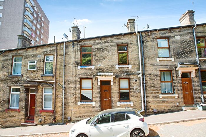 2 Bedroom Terraced House For Sale In Mount Street, Sowerby Bridge, HX6