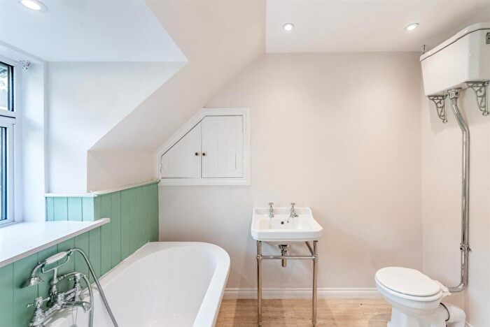 2 Bedroom Semi-Detached House For Sale In Middleton Cottage, Shillinghill, Tillicoultry, FK13