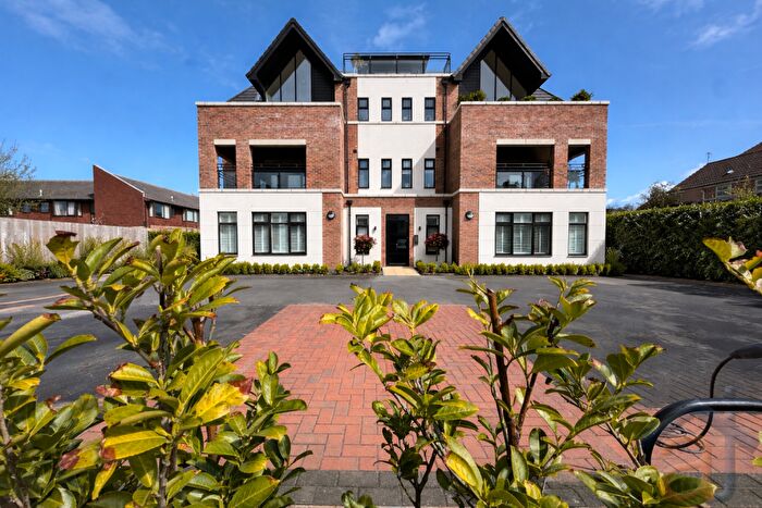 2 Bedroom Flat For Sale In Weld Road, Southport, PR8