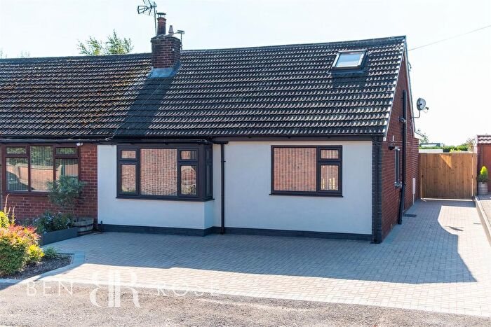2 Bedroom Semi-Detached Bungalow For Sale In Town Lane, Much Hoole, Preston, PR4