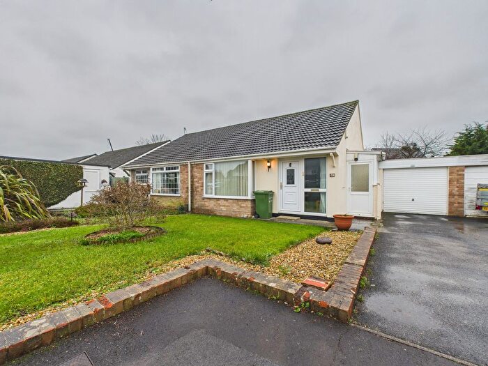 2 Bedroom Semi Detached Bungalow For Sale In Almond Tree Close, Bridgwater, TA6