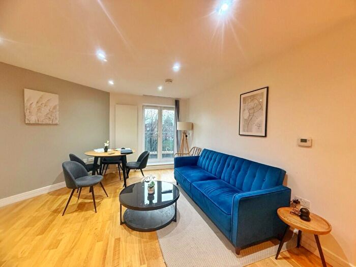 2 Bedroom Flat To Rent In Brook Avenue, Wembley, Middlesex, HA9