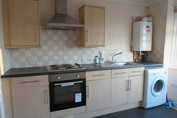 2 Bedroom Flat To Rent In Jessamine Road, Southampton, SO16
