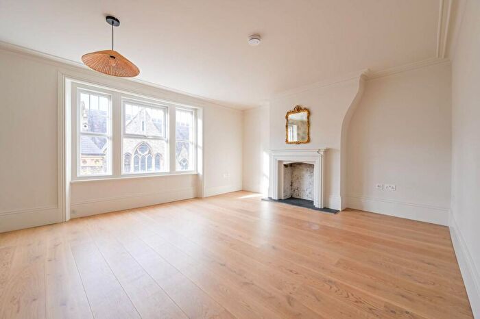 2 Bedroom Flat For Sale In , Crouch End, London, N8