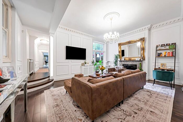 2 Bedroom Flat To Rent In Fortune Green Road, West Hampstead, NW6