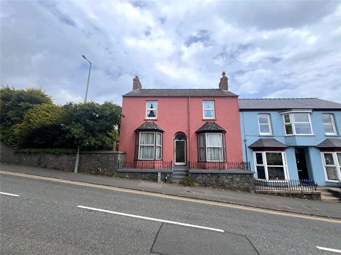 3 Bedroom End Of Terrace House For Sale In The Green, Pembroke, Pembrokeshire, SA71