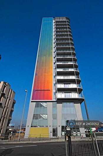 2 Bedroom Flat To Rent In Ilford Hill, Ilford, IG1