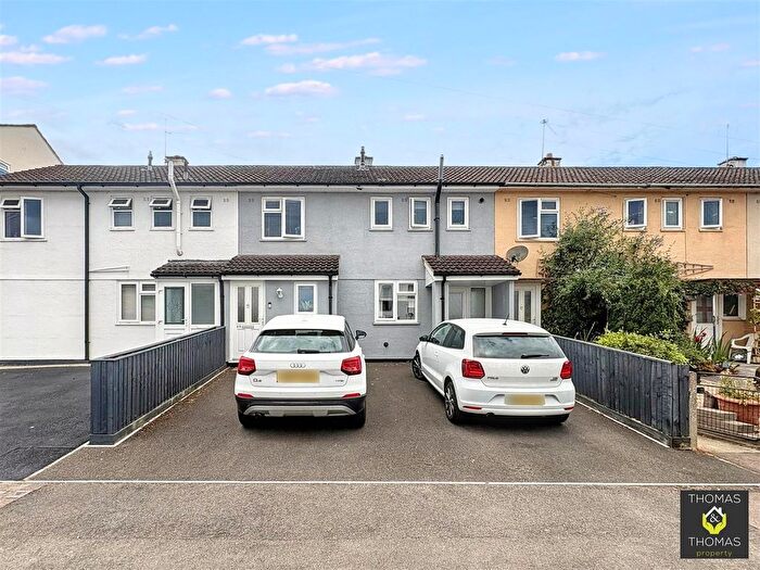 3 Bedroom Terraced House For Sale In Matson Avenue, Gloucester, GL4