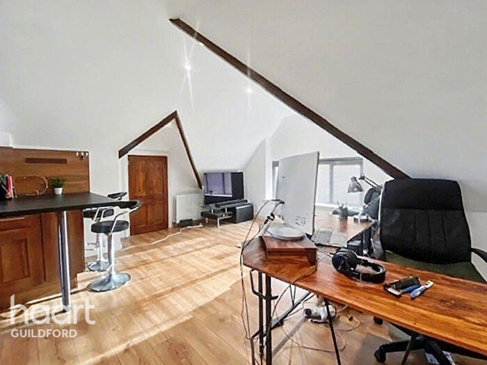 1 Bedroom Apartment For Sale In Clandon Road, Guildford, GU1