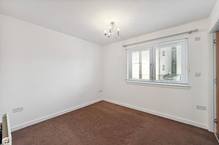 2 Bedroom Apartment To Rent In Chandlers Court, Waterfront, Stirling, Stirlingshire, FK8