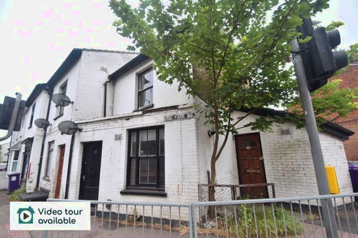 1 Bedroom Flat To Rent In Old Park Road, Hitchin, SG5