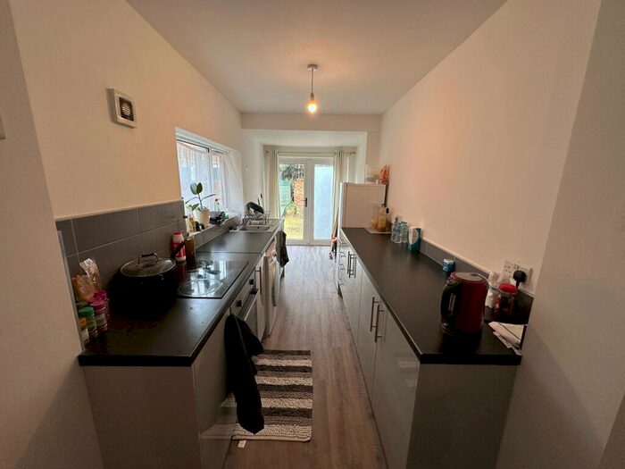 3 Bedroom Terraced House To Rent In Byron Street, Mansfield, NG18