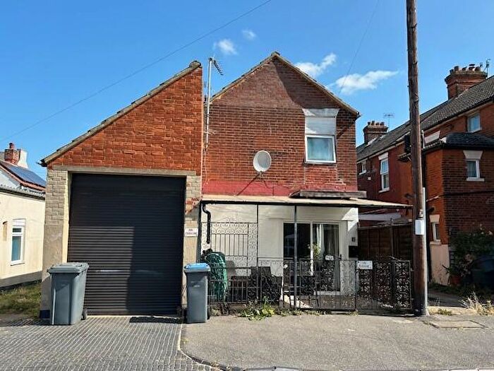 2 Bedroom House For Sale In Beach Road West, Felixstowe, IP11