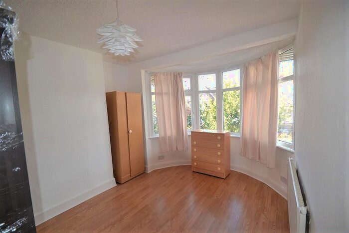 1 Bedroom Flat To Rent In Braemar Avenue, London, NW10