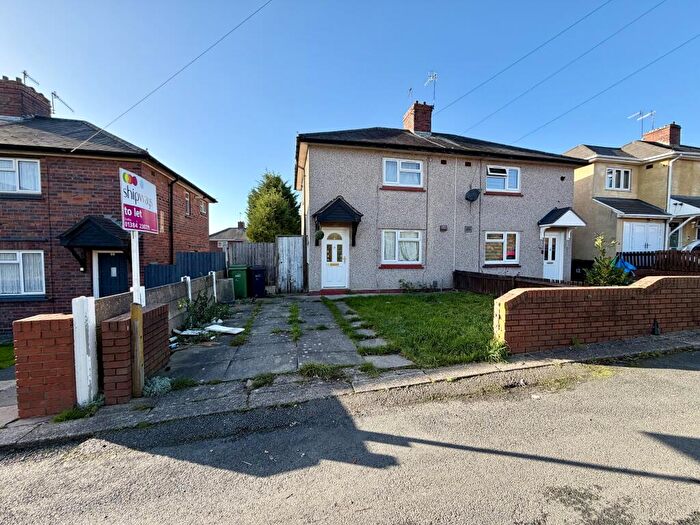 2 Bedroom House To Rent In Bowling Green Road, Dudley, DY2